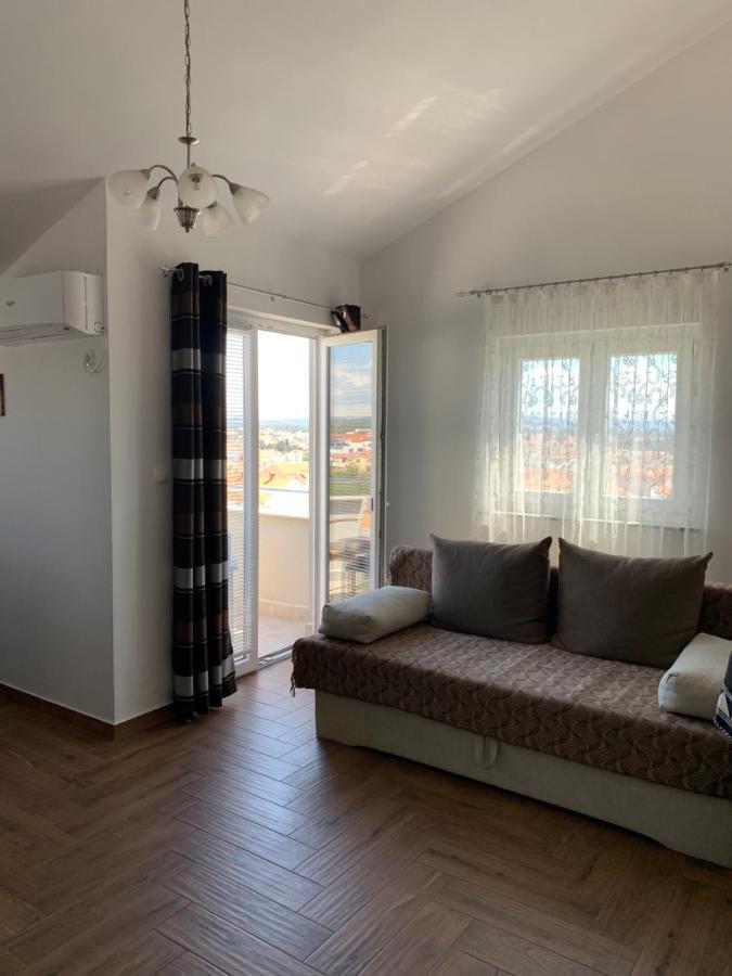 Green Hill Family Apartments Vodice Exteriör bild