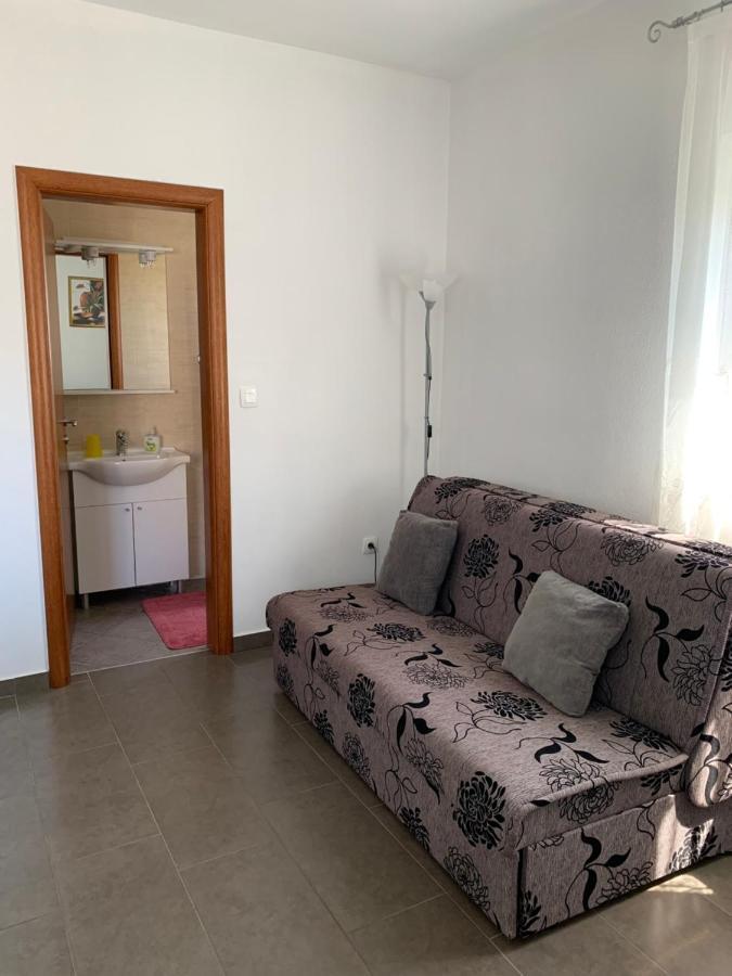 Green Hill Family Apartments Vodice Exteriör bild
